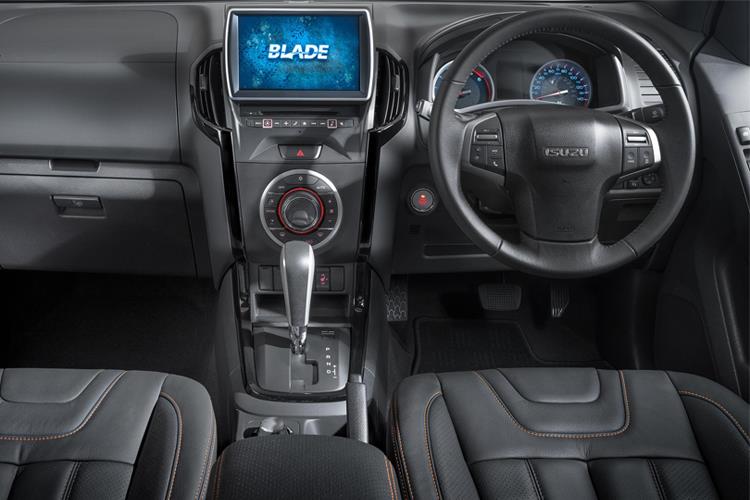 Isuzu D-Max  Double Cab Pick Up 1.9 164PS DL20 4x4, Interior thumbnail
